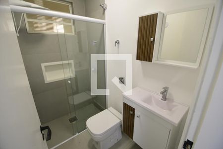 Banheiro de apartamento para alugar com 1 quarto, 44m² em Botafogo, Campinas