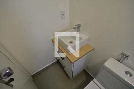Banheiro de kitnet/studio à venda com 1 quarto, 47m² em Botafogo, Campinas
