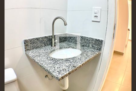Banheiro da Suite de casa de condomínio para alugar com 1 quarto, 28m² em Ipiranga, São Paulo