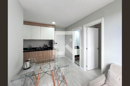 Sala de apartamento à venda com 2 quartos, 34m² em Santo Amaro, São Paulo