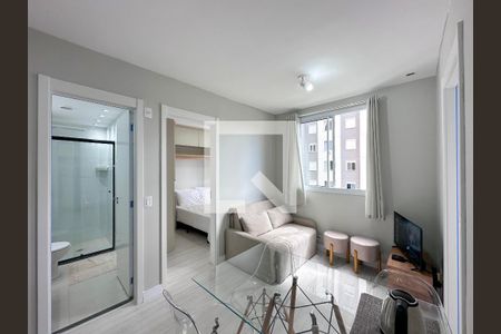 Sala de apartamento à venda com 2 quartos, 34m² em Santo Amaro, São Paulo