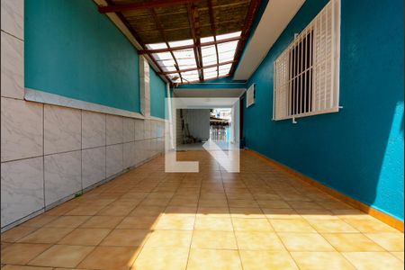 Casa à venda com 252m², 2 quartos e 4 vagasgaragem