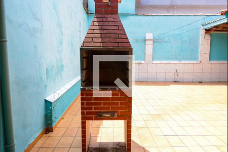 Casa à venda com 252m², 2 quartos e 4 vagasQuintal - churrasqueira