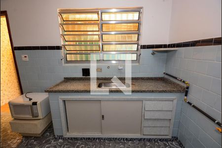 Casa à venda com 252m², 2 quartos e 4 vagasCozinha