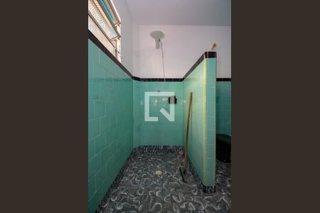 Casa à venda com 252m², 2 quartos e 4 vagasBanheiro