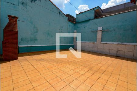 Casa à venda com 252m², 2 quartos e 4 vagasQuintal - churrasqueira