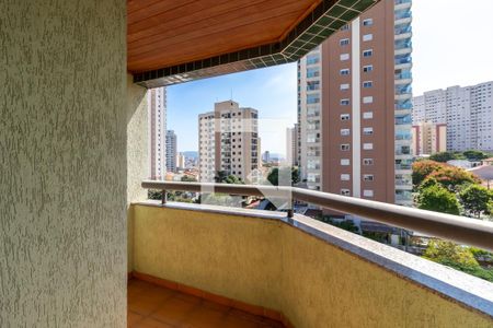 Apartamento à venda com 105m², 3 quartos e 2 vagasVaranda da Suíte
