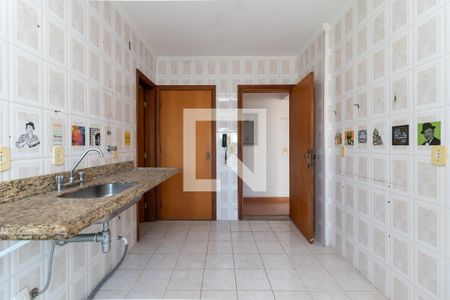 Apartamento à venda com 105m², 3 quartos e 2 vagasCozinha
