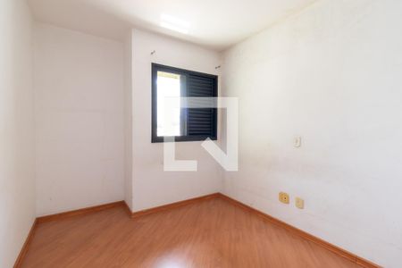 Apartamento à venda com 105m², 3 quartos e 2 vagasQuarto 2