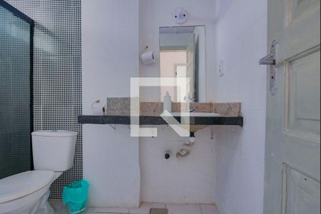 Apartamento para alugar com 33m², 2 quartos e sem vaga Apartamento para alugar com 33m², 2 quartos e sem vagaBanheiro
