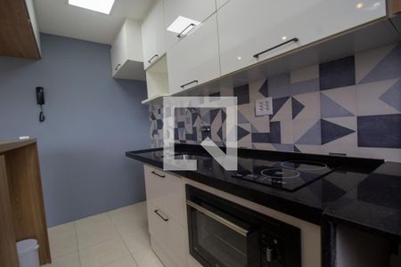 Cozinha e Área de Serviço de apartamento para alugar com 2 quartos, 58m² em Barra da Tijuca, Rio de Janeiro