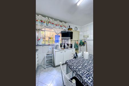 Casa à venda com 240m², 3 quartos e 3 vagasCozinha