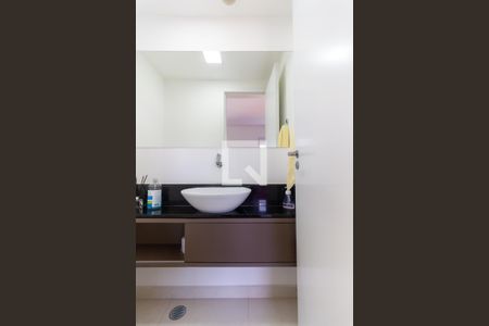 Apartamento à venda com 84m², 2 quartos e 3 vagasLavabo