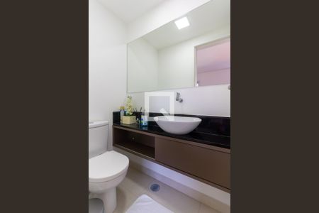 Apartamento à venda com 84m², 2 quartos e 3 vagasLavabo