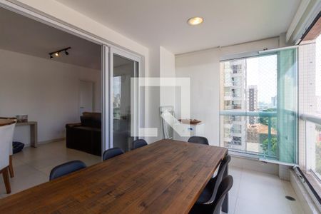 Apartamento à venda com 84m², 2 quartos e 3 vagasVaranda