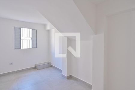Quarto 2 de casa para alugar com 2 quartos, 50m² em Vila Moraes, São Paulo