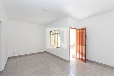Casa para alugar com 80m², 2 quartos e 1 vaga Casa para alugar com 80m², 2 quartos e 1 vagaSala