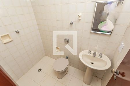 Casa para alugar com 80m², 2 quartos e 1 vaga Casa para alugar com 80m², 2 quartos e 1 vagaBanheiro do Quarto 2