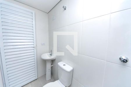 Banheiro de casa para alugar com 1 quarto, 34m² em Chácara Belenzinho, São Paulo