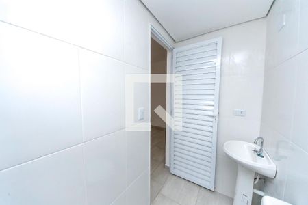 Banheiro de casa para alugar com 1 quarto, 34m² em Chácara Belenzinho, São Paulo