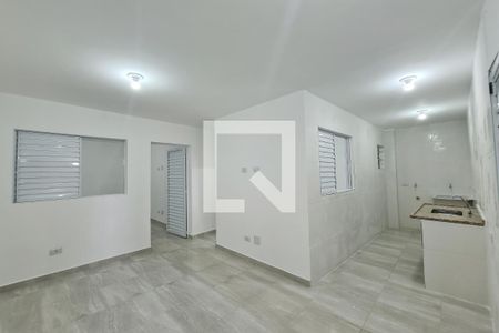 Sala de casa de condomínio para alugar com 2 quartos, 45m² em Chácara Belenzinho, São Paulo