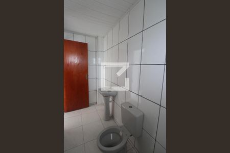 Banheiro de casa para alugar com 1 quarto, 72m² em Laranjal, São Gonçalo