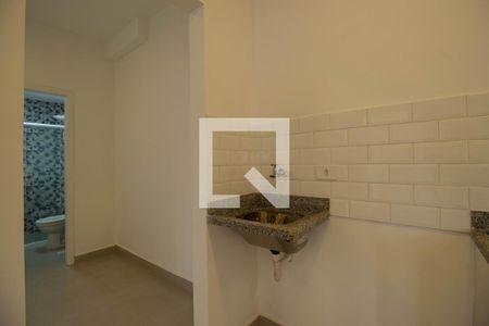 Detalhe da área de serviço de casa para alugar com 1 quarto, 28m² em Ipiranga, São Paulo