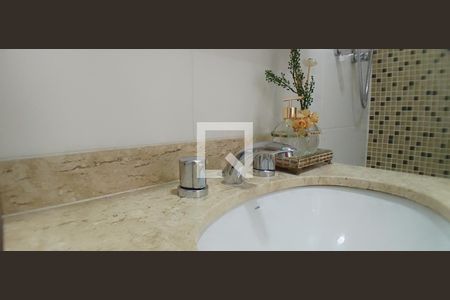 Apartamento para alugar com 147m², 3 quartos e 3 vagasBanheiro social