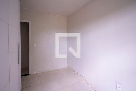 Quarto 1 de apartamento para alugar com 2 quartos, 59m² em Mutondo, São Gonçalo