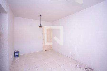Sala de apartamento para alugar com 2 quartos, 59m² em Mutondo, São Gonçalo