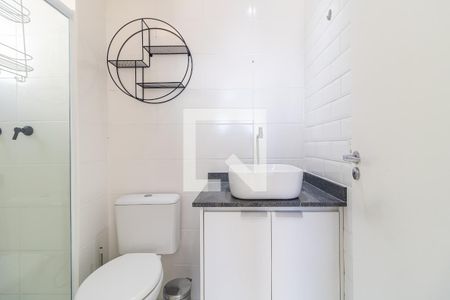 Apartamento à venda com 61m², 3 quartos e 1 vaga Apartamento à venda com 61m², 3 quartos e 1 vagaBanheiro da Suíte