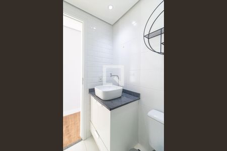 Apartamento à venda com 61m², 3 quartos e 1 vaga Apartamento à venda com 61m², 3 quartos e 1 vagaBanheiro Social