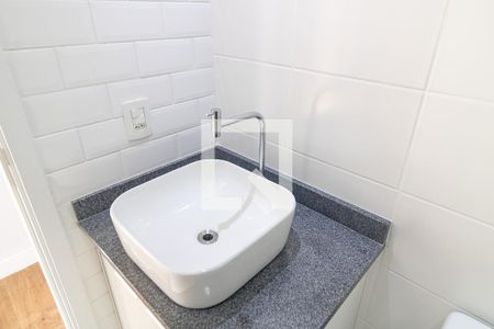 Apartamento à venda com 61m², 3 quartos e 1 vaga Apartamento à venda com 61m², 3 quartos e 1 vagaBanheiro Social