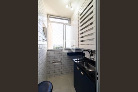 Apartamento à venda com 61m², 3 quartos e 1 vaga Apartamento à venda com 61m², 3 quartos e 1 vagaLavanderia