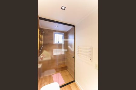 Apartamento à venda com 195m², 3 quartos e 3 vagasBanheiro da Suíte 2