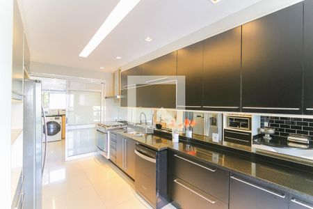 Apartamento à venda com 195m², 3 quartos e 3 vagasCozinha