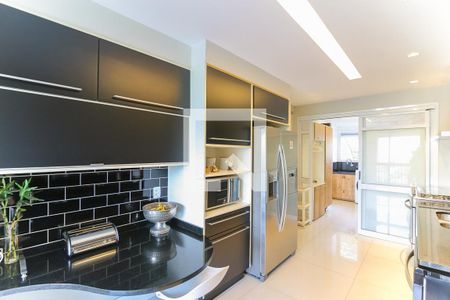 Apartamento à venda com 195m², 3 quartos e 3 vagasCozinha