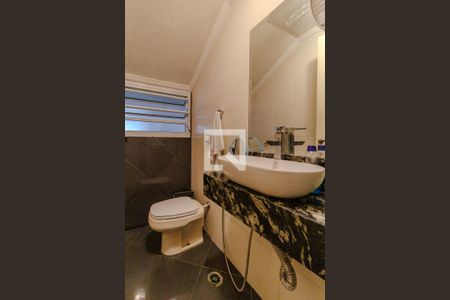 Casa à venda com 350m², 3 quartos e 2 vagas Casa à venda com 350m², 3 quartos e 2 vagasLavabo