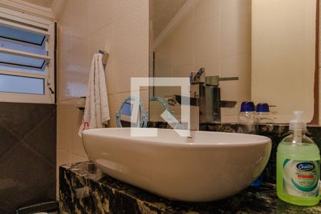 Casa à venda com 350m², 3 quartos e 2 vagas Casa à venda com 350m², 3 quartos e 2 vagasLavabo