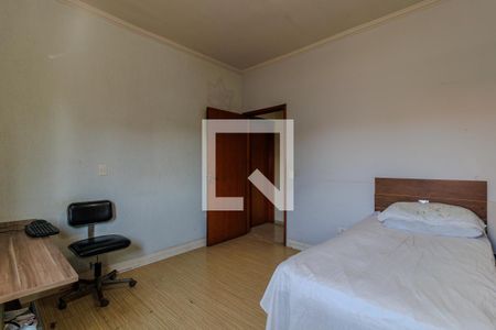 Casa à venda com 350m², 3 quartos e 2 vagas Casa à venda com 350m², 3 quartos e 2 vagasQuarto 2