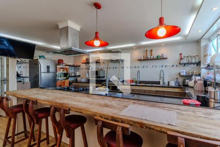 Casa à venda com 350m², 3 quartos e 2 vagas Casa à venda com 350m², 3 quartos e 2 vagasCozinha
