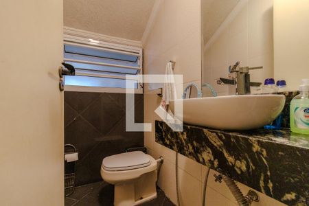 Casa à venda com 350m², 3 quartos e 2 vagas Casa à venda com 350m², 3 quartos e 2 vagasLavabo
