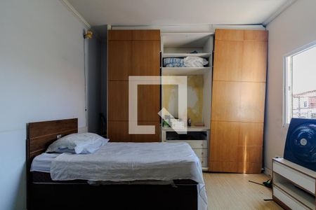 Casa à venda com 350m², 3 quartos e 2 vagas Casa à venda com 350m², 3 quartos e 2 vagasQuarto 2