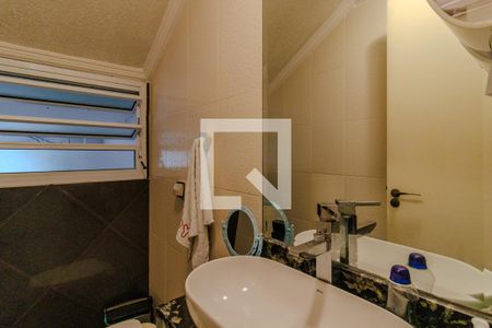 Casa à venda com 350m², 3 quartos e 2 vagas Casa à venda com 350m², 3 quartos e 2 vagasLavabo