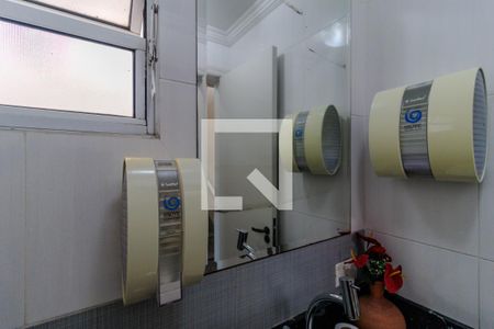 Lavabo de casa à venda com 3 quartos, 350m² em Jardim Piracuama, São Paulo