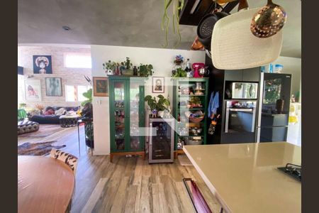 Casa à venda com 3 quartos, 350m² em Vila Romana, São Paulo