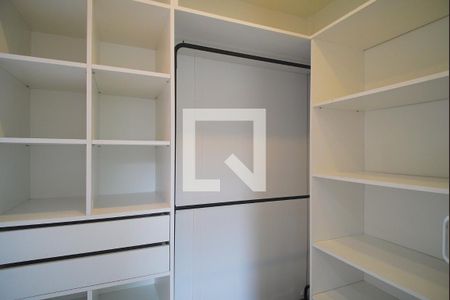 Apartamento para alugar com 89m², 2 quartos e 2 vagas Apartamento para alugar com 89m², 2 quartos e 2 vagasCloset da suíte