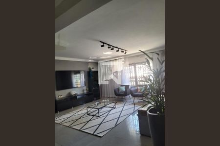 Casa à venda com 2 quartos, 211m² em Vila Regente Feijó, São Paulo