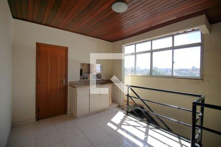 Sala de Estar – 2º piso de apartamento à venda com 4 quartos, 120m² em Cachoeirinha, Belo Horizonte