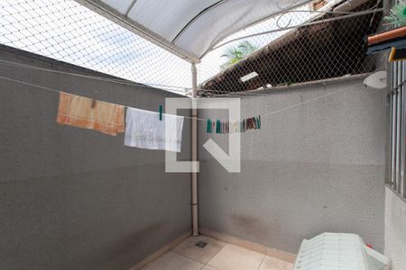 Casa à venda com 78m², 2 quartos e 1 vaga Casa à venda com 78m², 2 quartos e 1 vagaQuintal